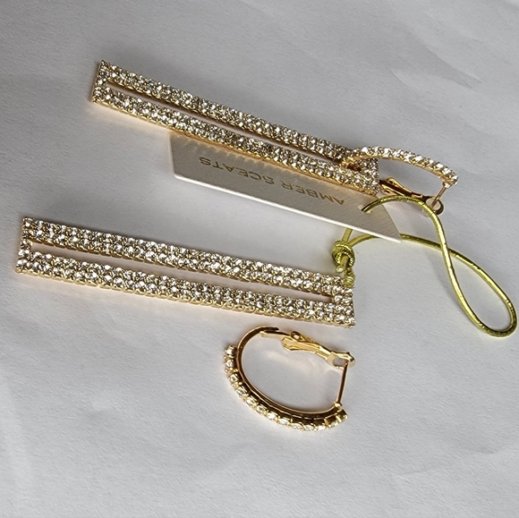 Amber Sceats Crystal Bar Earrings - Picture 4 of 6